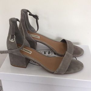Steve Madden Irenee Grey Suede heels